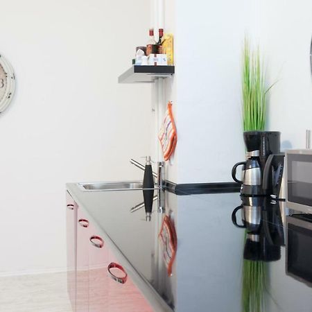 Labyrinth Apartment Berlin Exterior foto