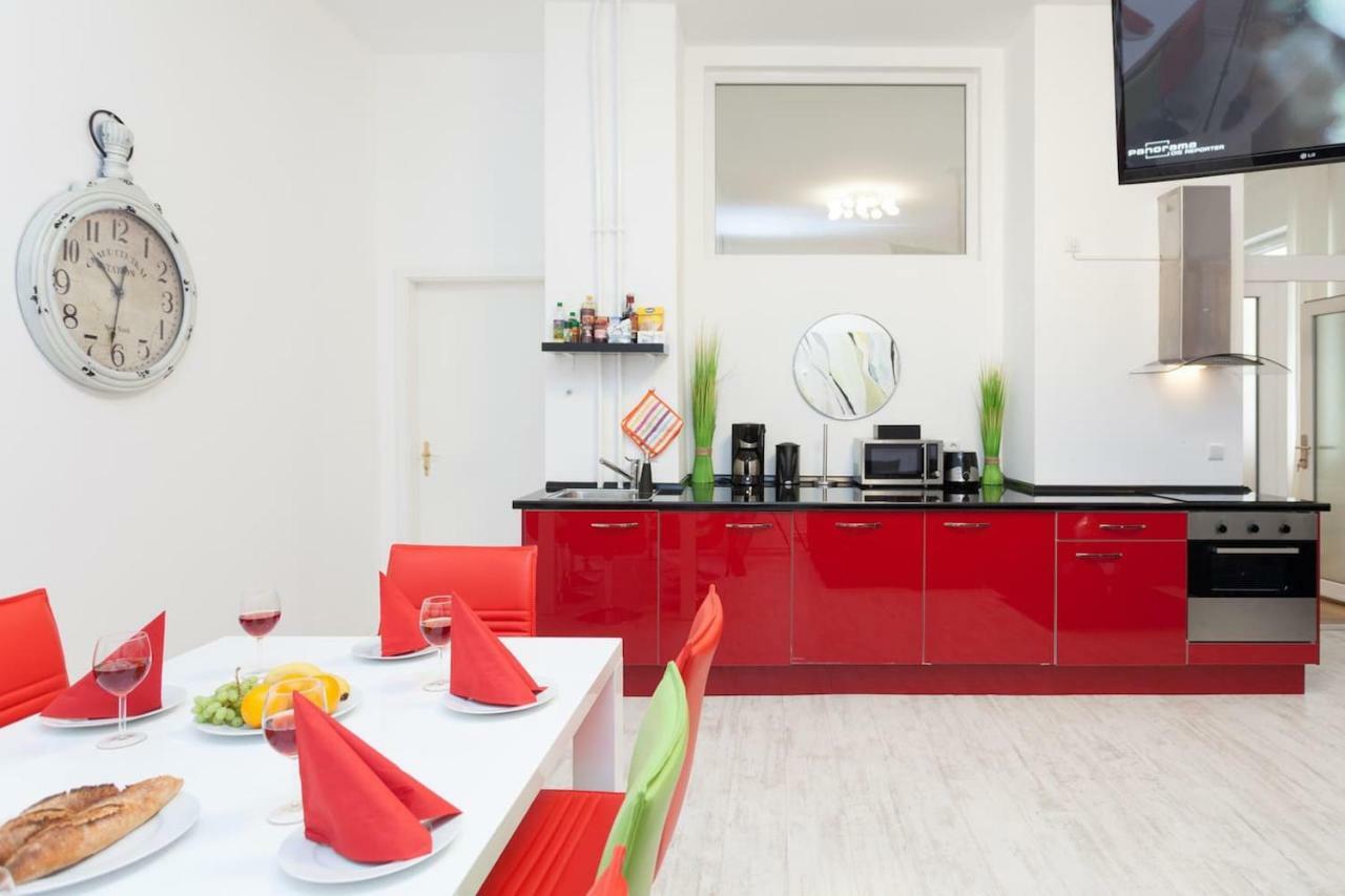 Labyrinth Apartment Berlin Exterior foto