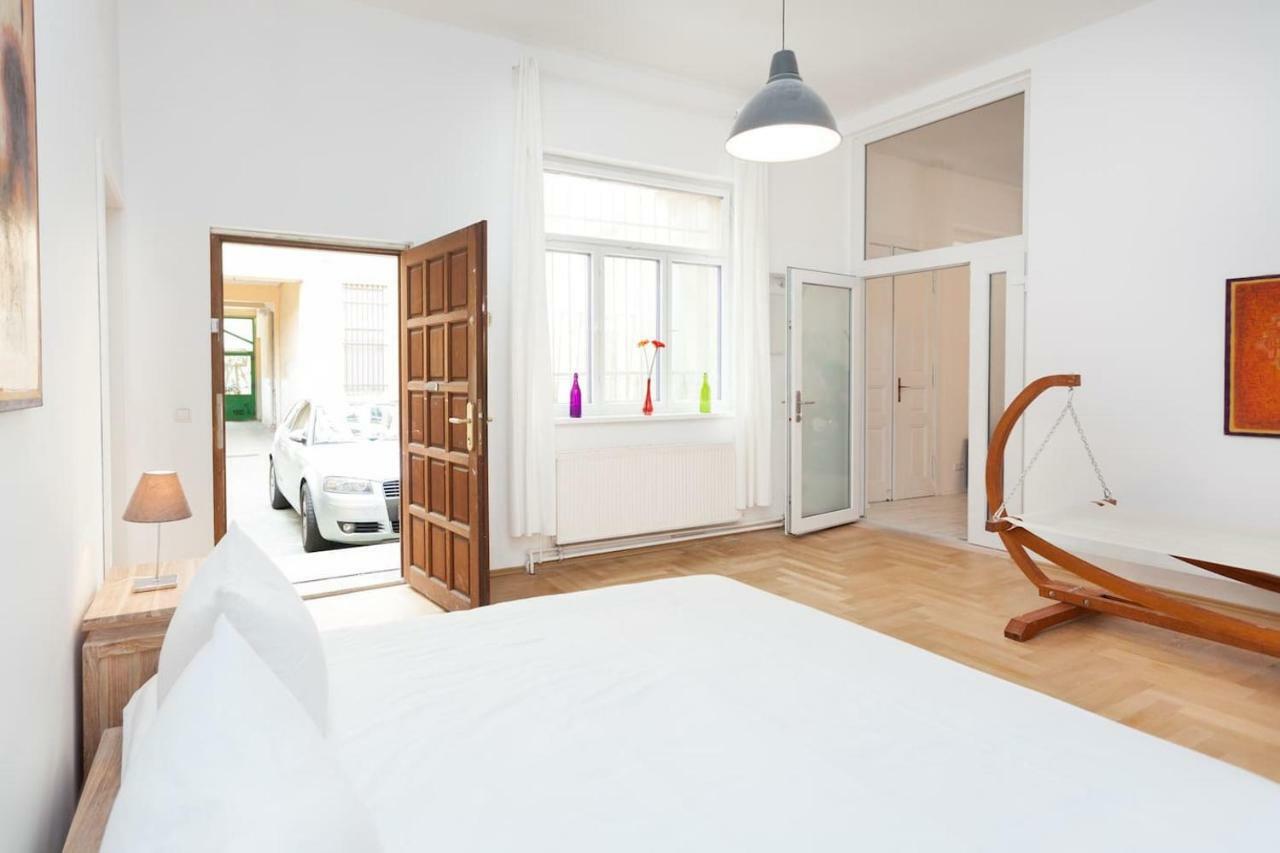 Labyrinth Apartment Berlin Exterior foto